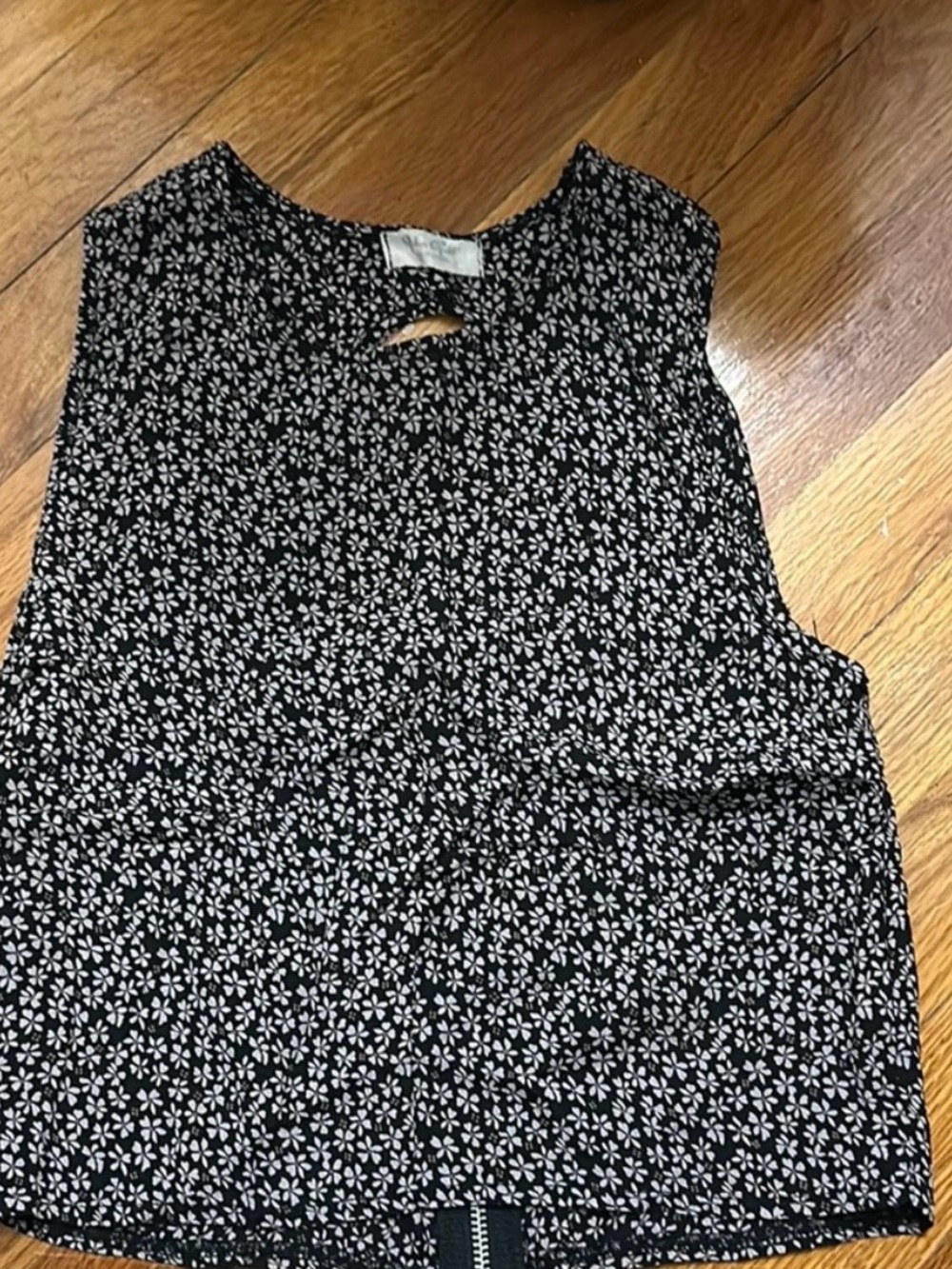 Bundle - Picture 2 of 2